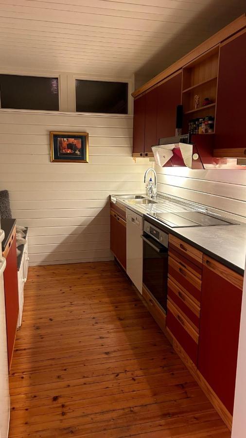 Cozy Little House In Tromso City Extérieur photo